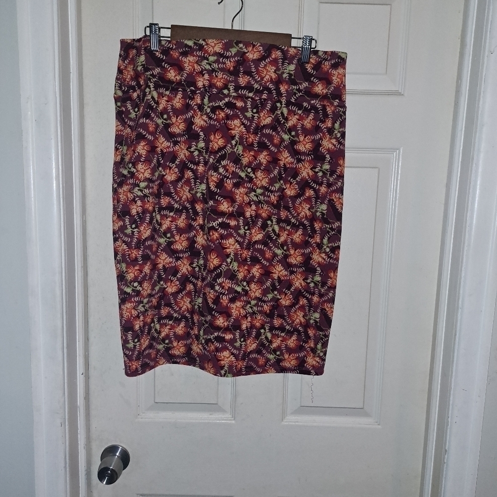 Lularoe  multicolored skirt size 2XL